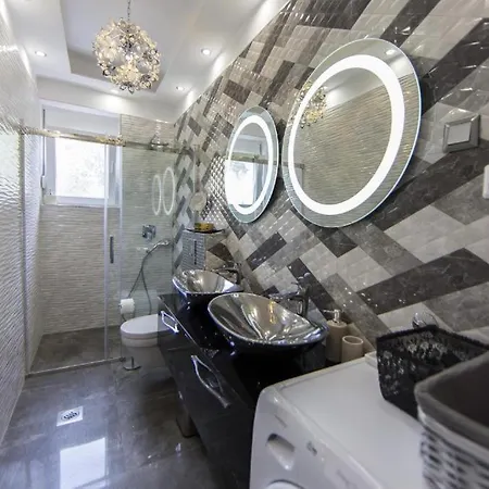 Luxury Long Island Sali, With Private Parking Next To Sea Διαμέρισμα