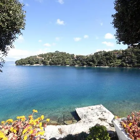 Luxury Long Island Sali, With Private Parking Next To Sea Διαμέρισμα *