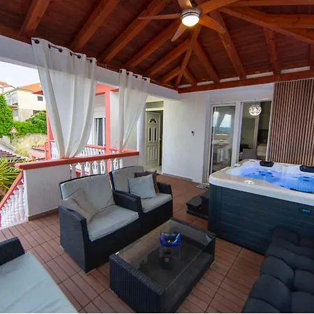 Διαμέρισμα Luxury Long Island Sali, With Private Parking Next To Sea Sali